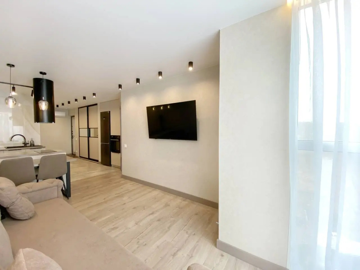 Квартира Стильная Двухкомнатная с Видом на Море во Владивостоке