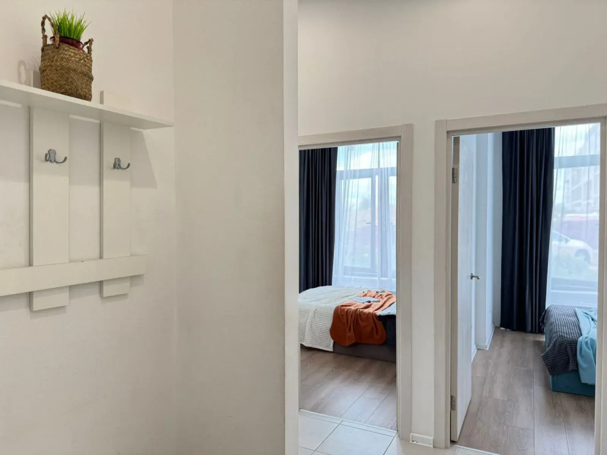 Квартира Двухкомнатная просторная и уютная ArtApart