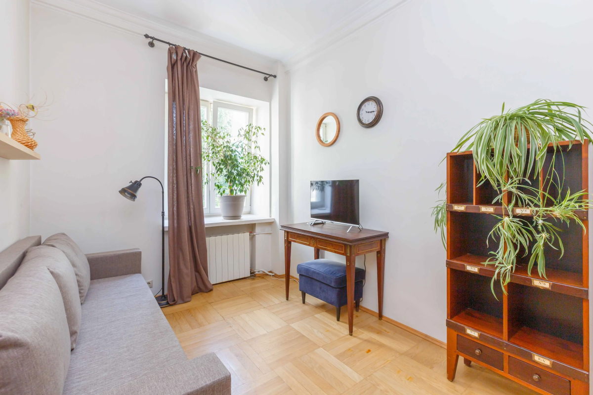 Квартира Апартаменты на Патриках в парижском стиле