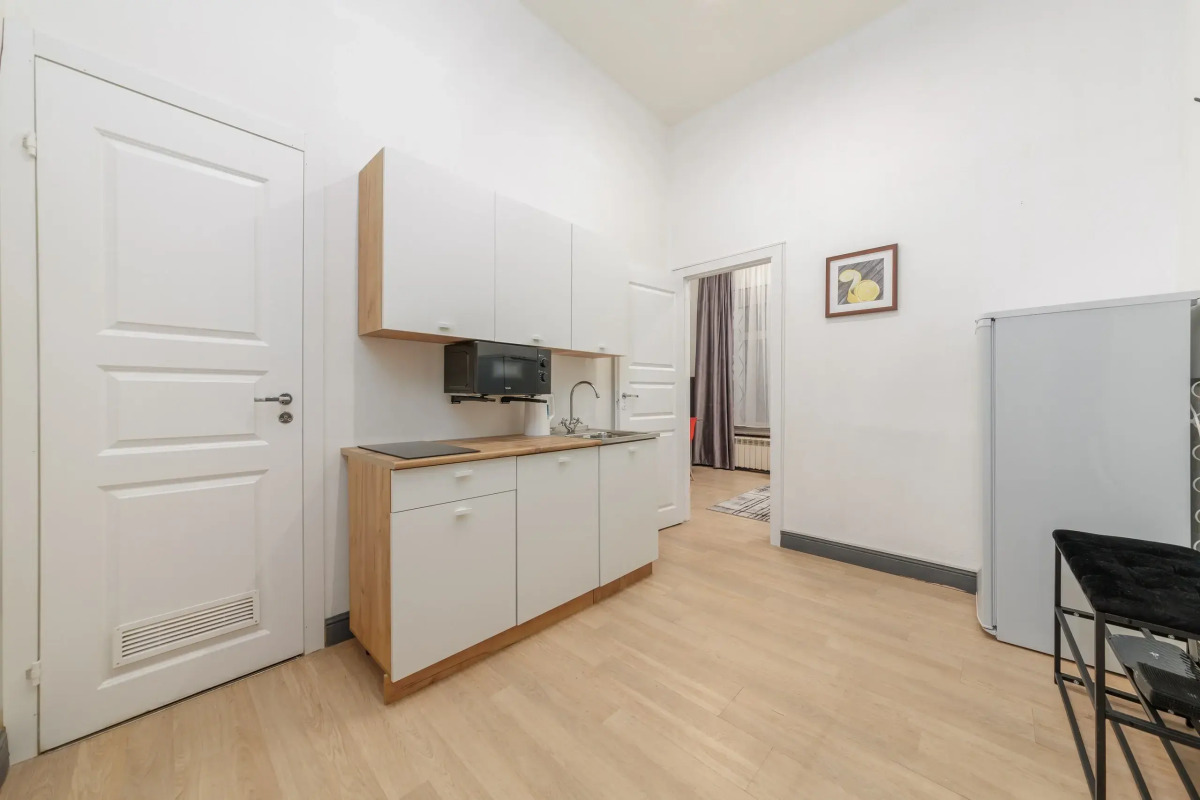 Апартаменты у Восстания