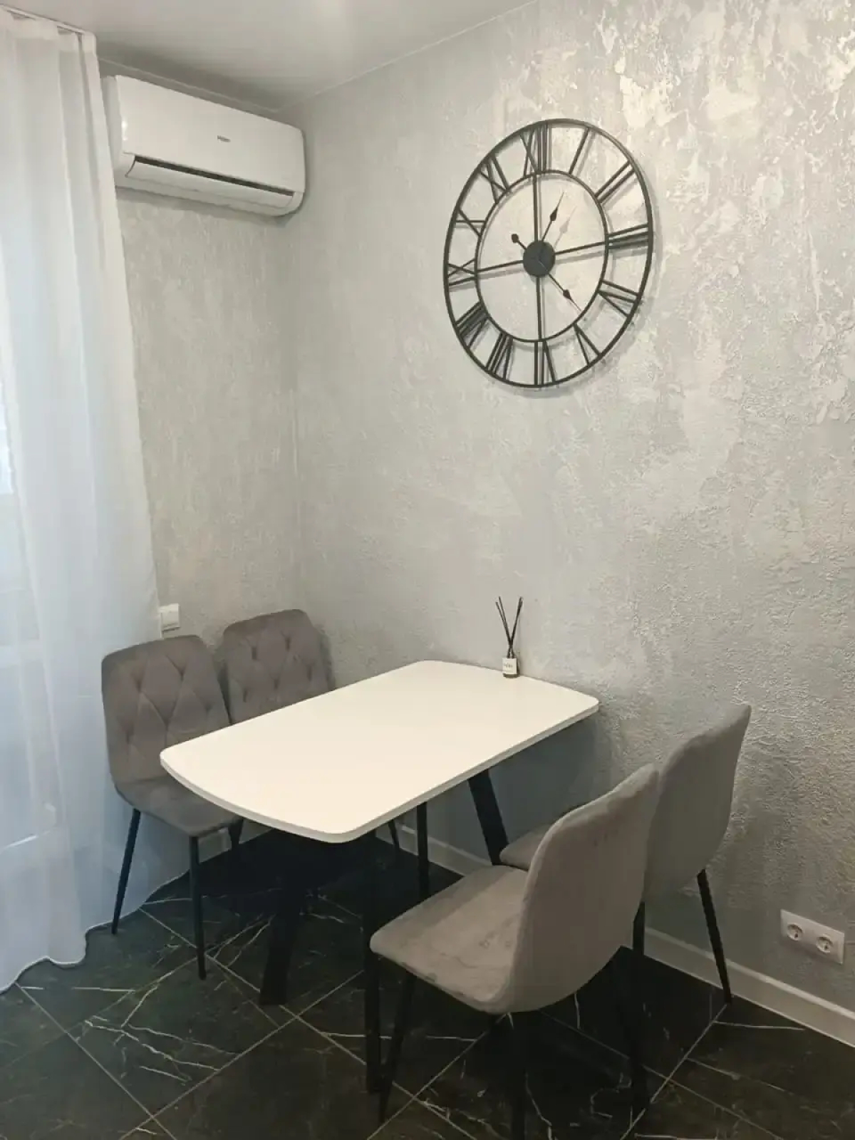 Квартира Двушка в Центре на Берегу р. Которосль