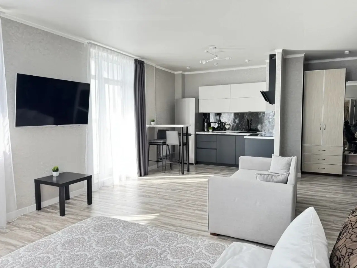 Квартира Современная студия на Дзержинского 86