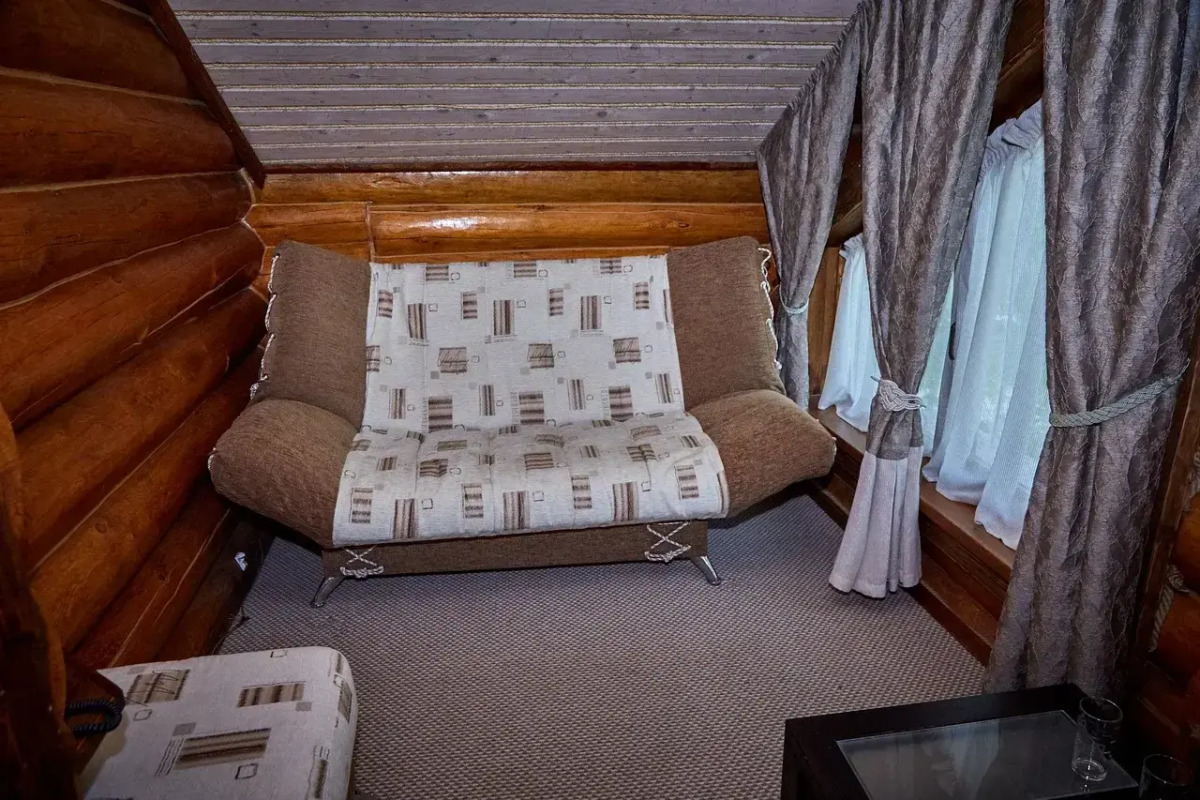 Отель Ловчий Плюс