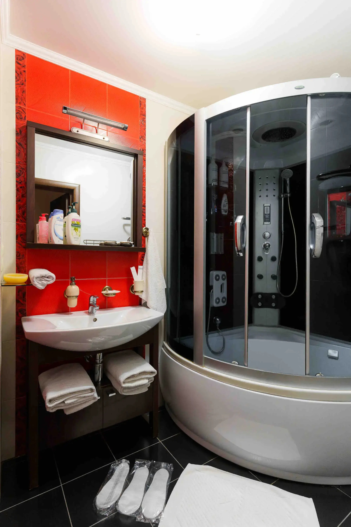 Квартира на Бурдейного 20 метро Каменная Горка