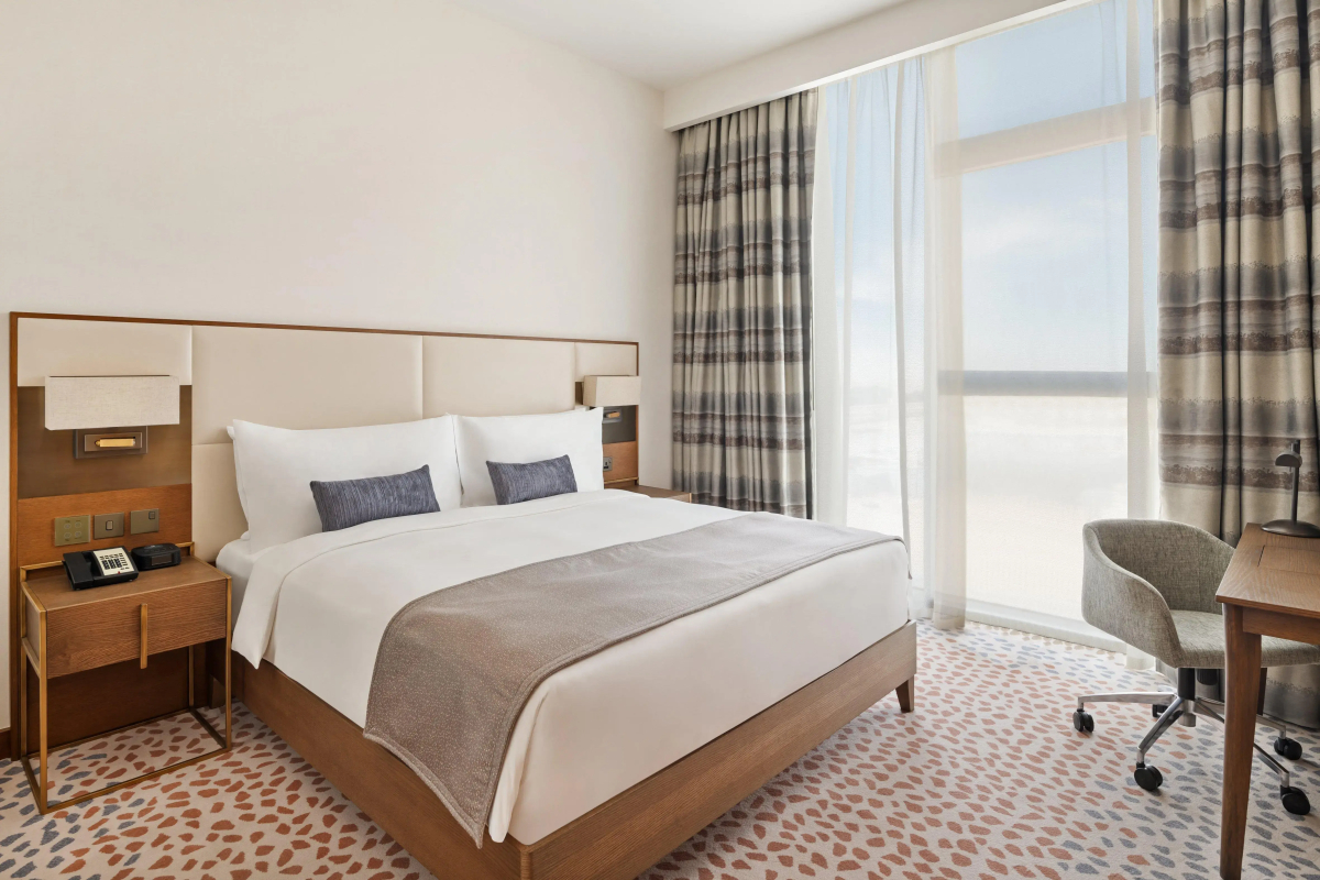 Staybridge Suites Dubai al-Maktoum Airport, an IHG Hotel