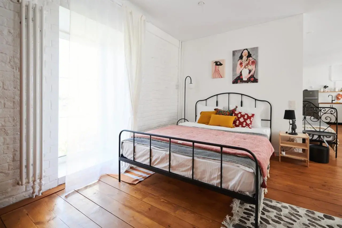 Апартаменты ДзенХоум Символ 8