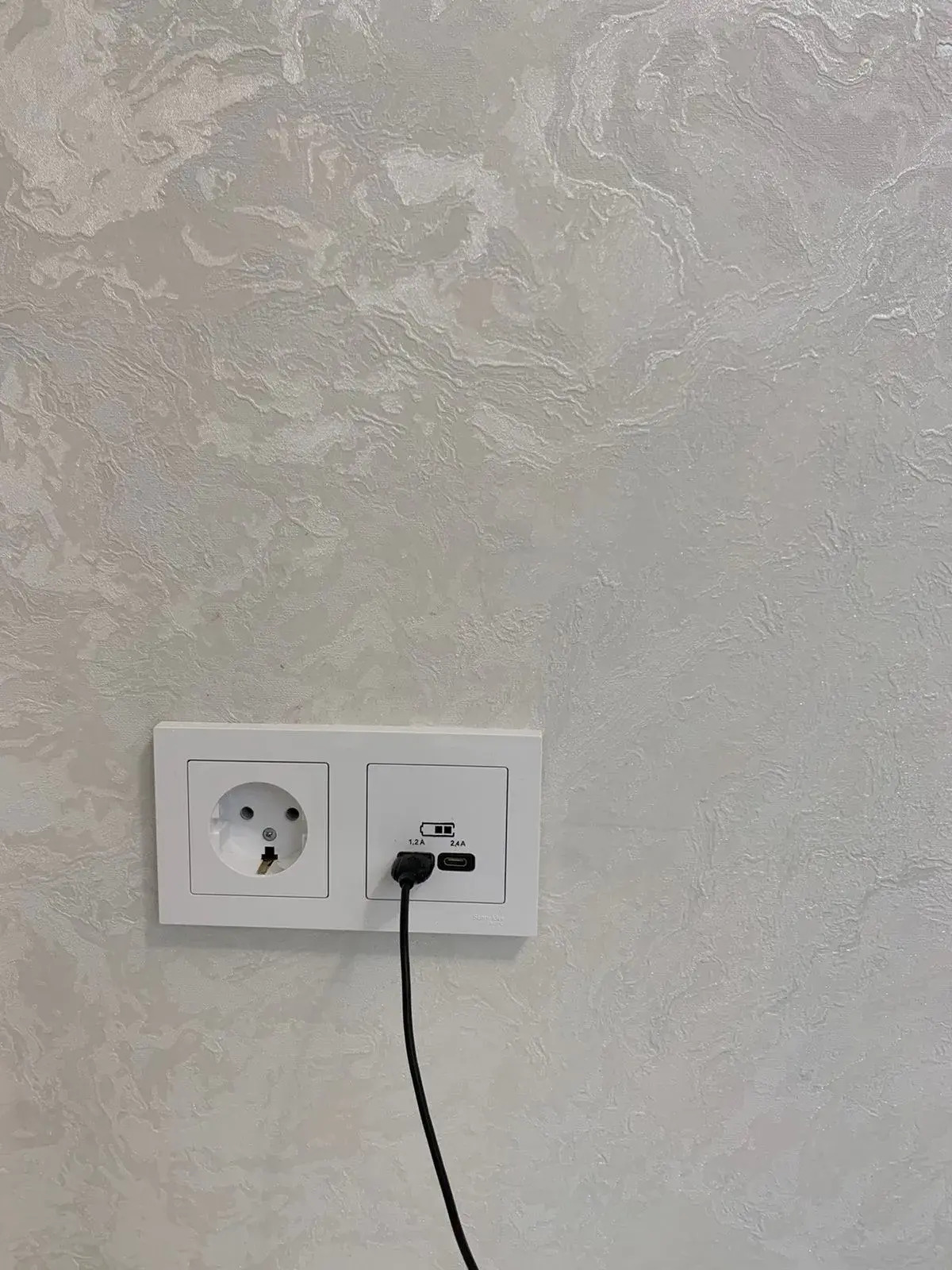 Апартаменты "Эленика" 2-х комнатная Квартира с выходом в парк в Центре города