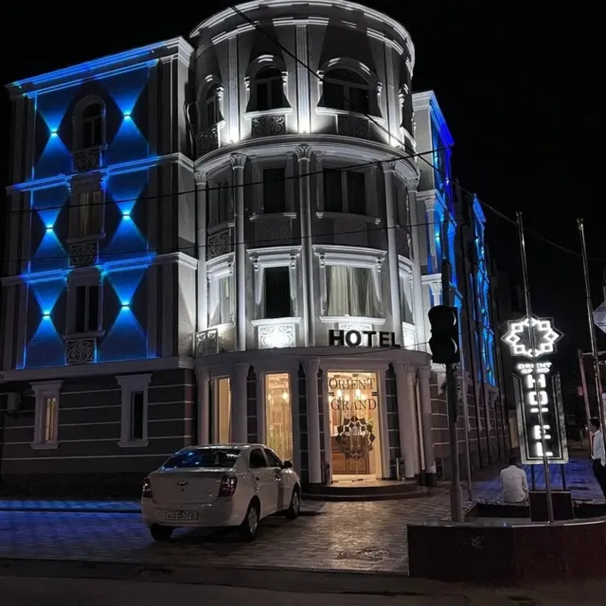 Отель Orient Grand