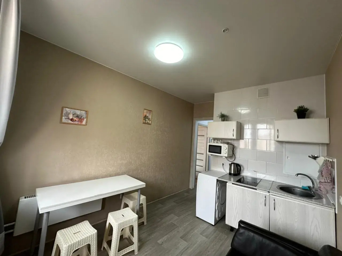 Апартаменты Истоман 2+2 в спальном микрорайоне