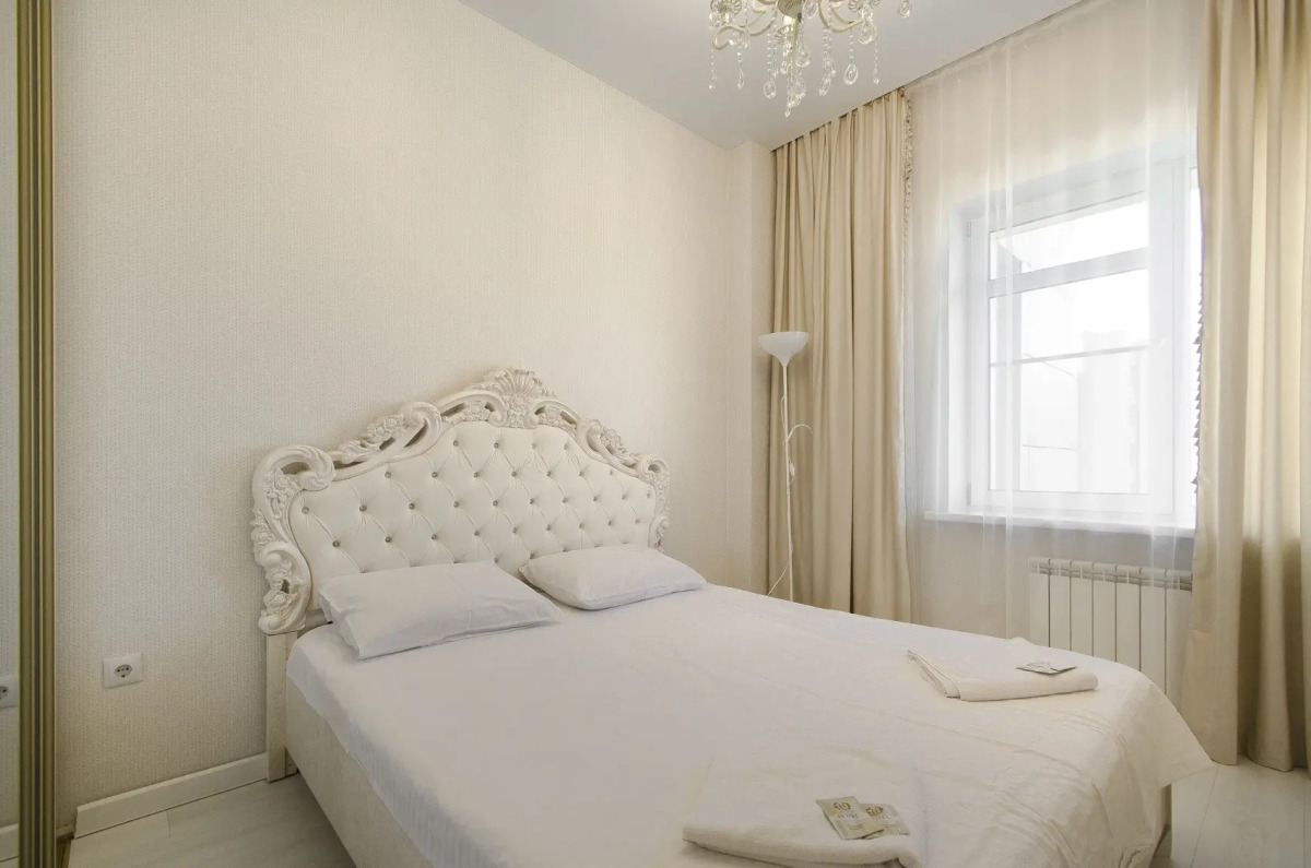 Апартаменты 4 комнатная на заливе