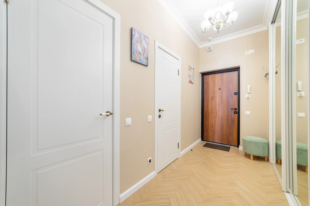 Квартира Окно в Париж