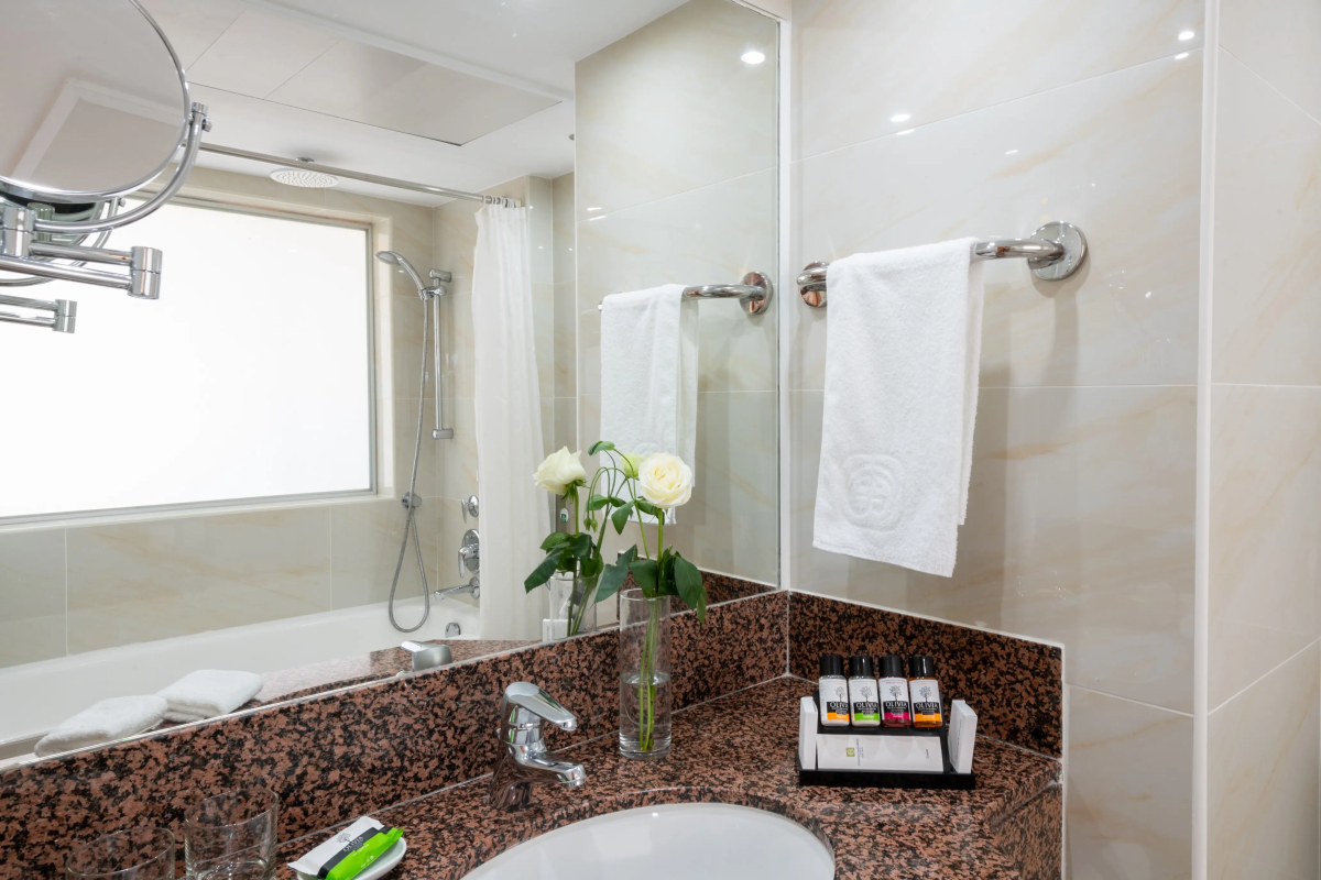 Отель Constantinou Bros Athena Royal Beach