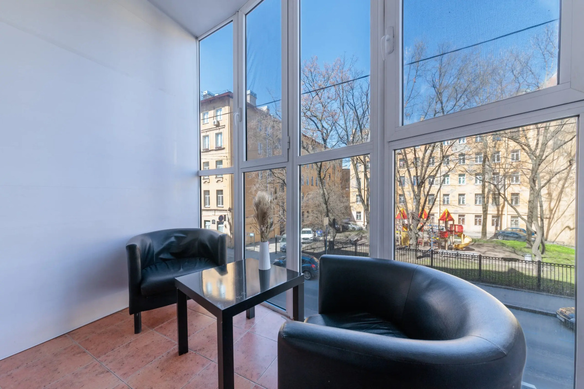 Апартаменты с 3 спальнями на Моисеенко 5 - 8 человек