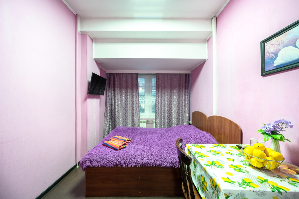 Меблированные комнаты Лимон на Есенина