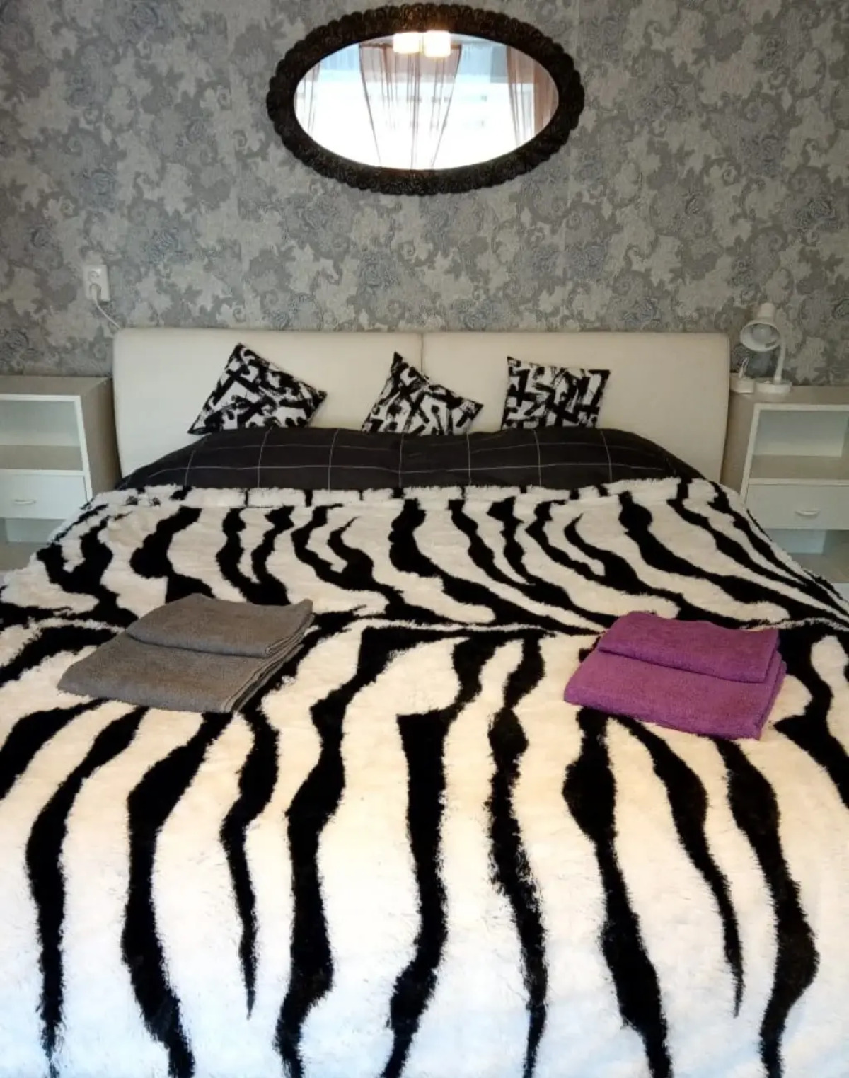 Апартаменты на Немировича-Данченко 163