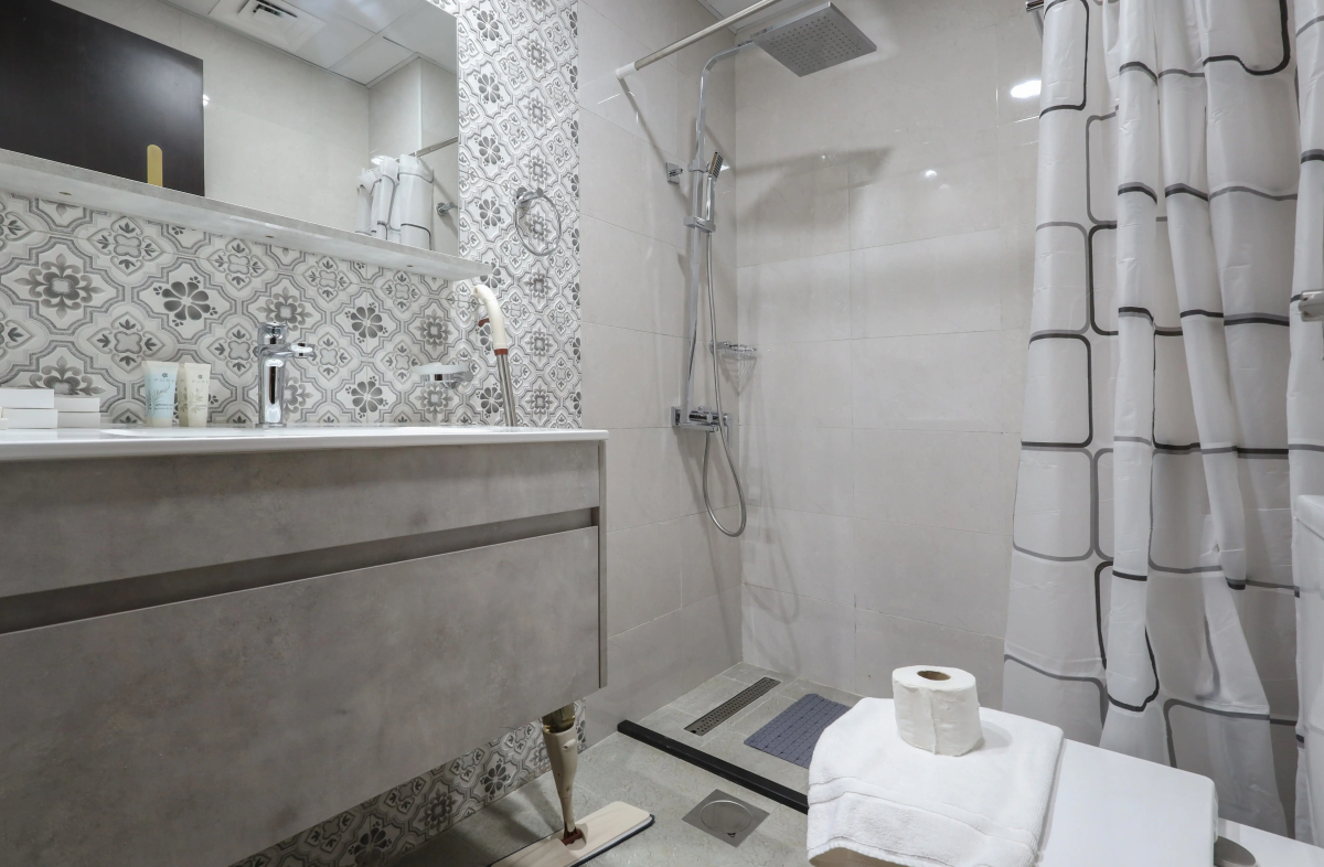 Apartments Elite Lux Holiday Homes - Jewelz Residences Studio in Arjan