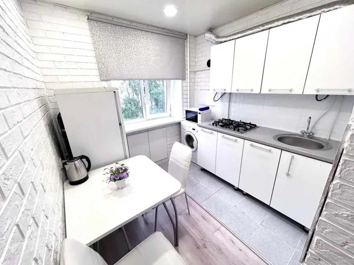 Апартаменты Светлая и уютная квартира в тихом центре города