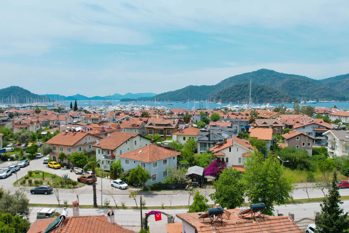 Отель Vira Apart