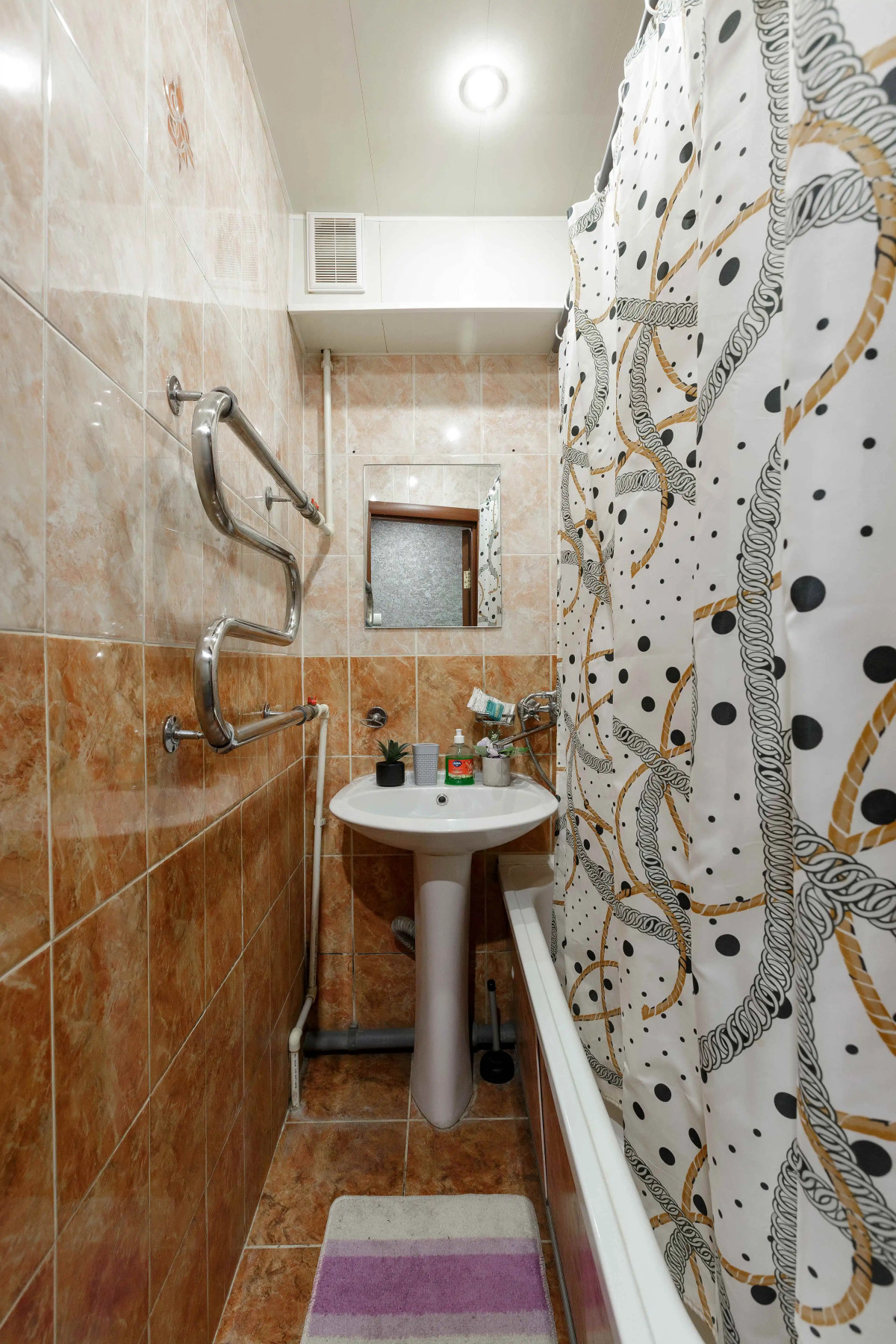 Квартира SmolSutki Ново-Чернушенский переулок 1/2 (2комн)