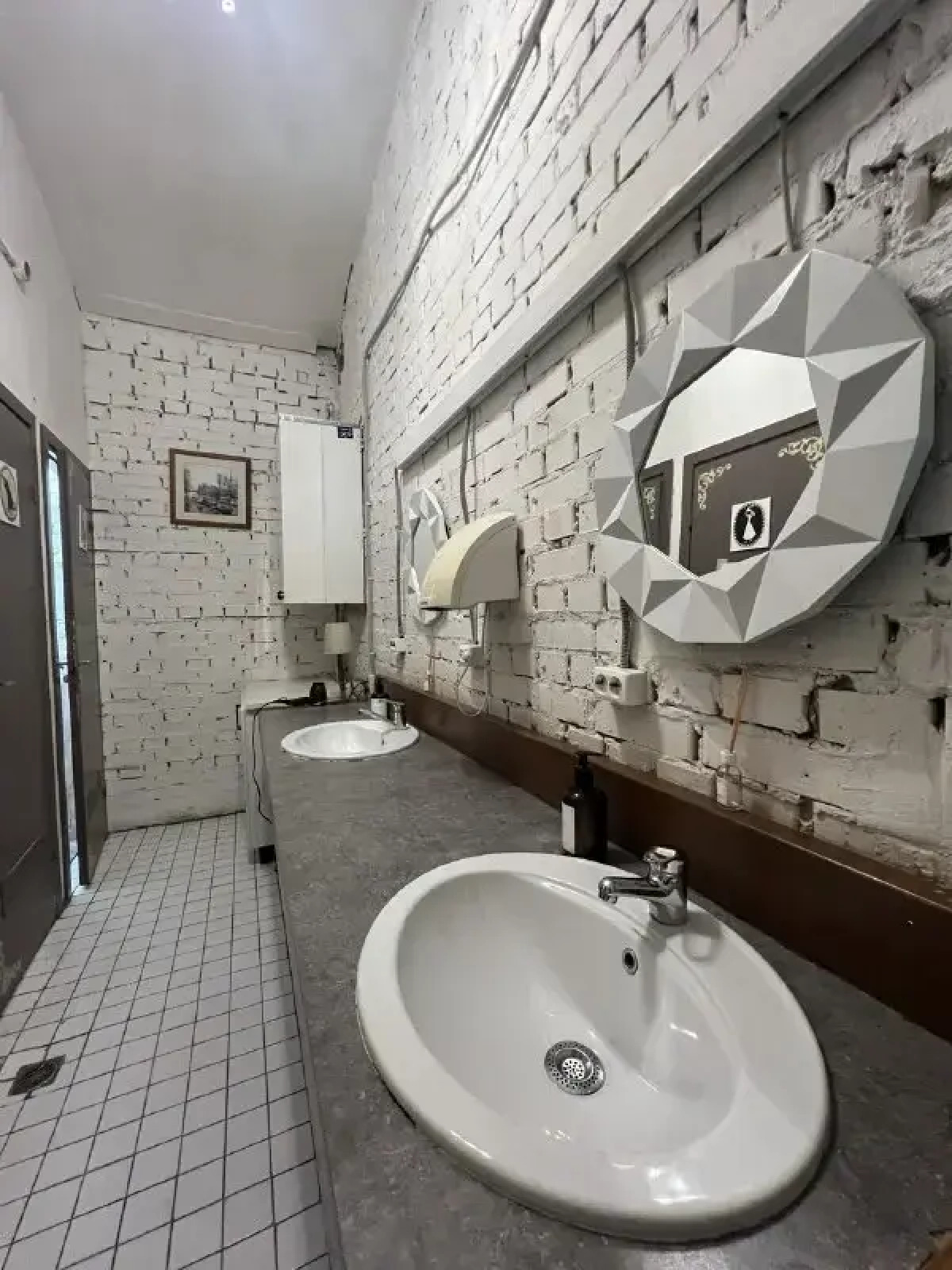 Хостел Петя и Волк