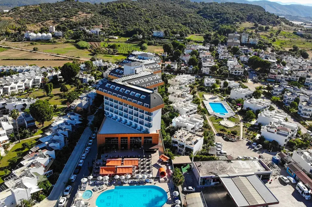 Throne Beach Resort & Spa