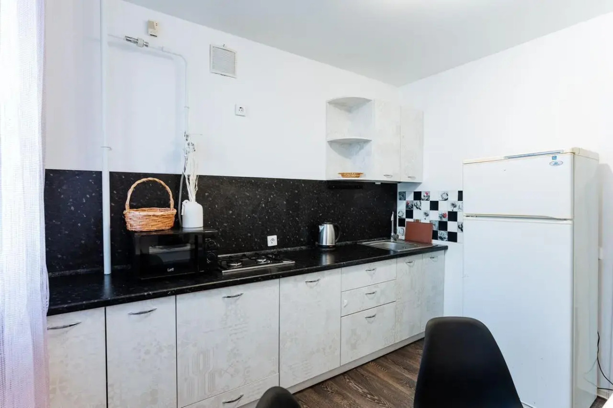 Квартира на Пархоменко 133/3