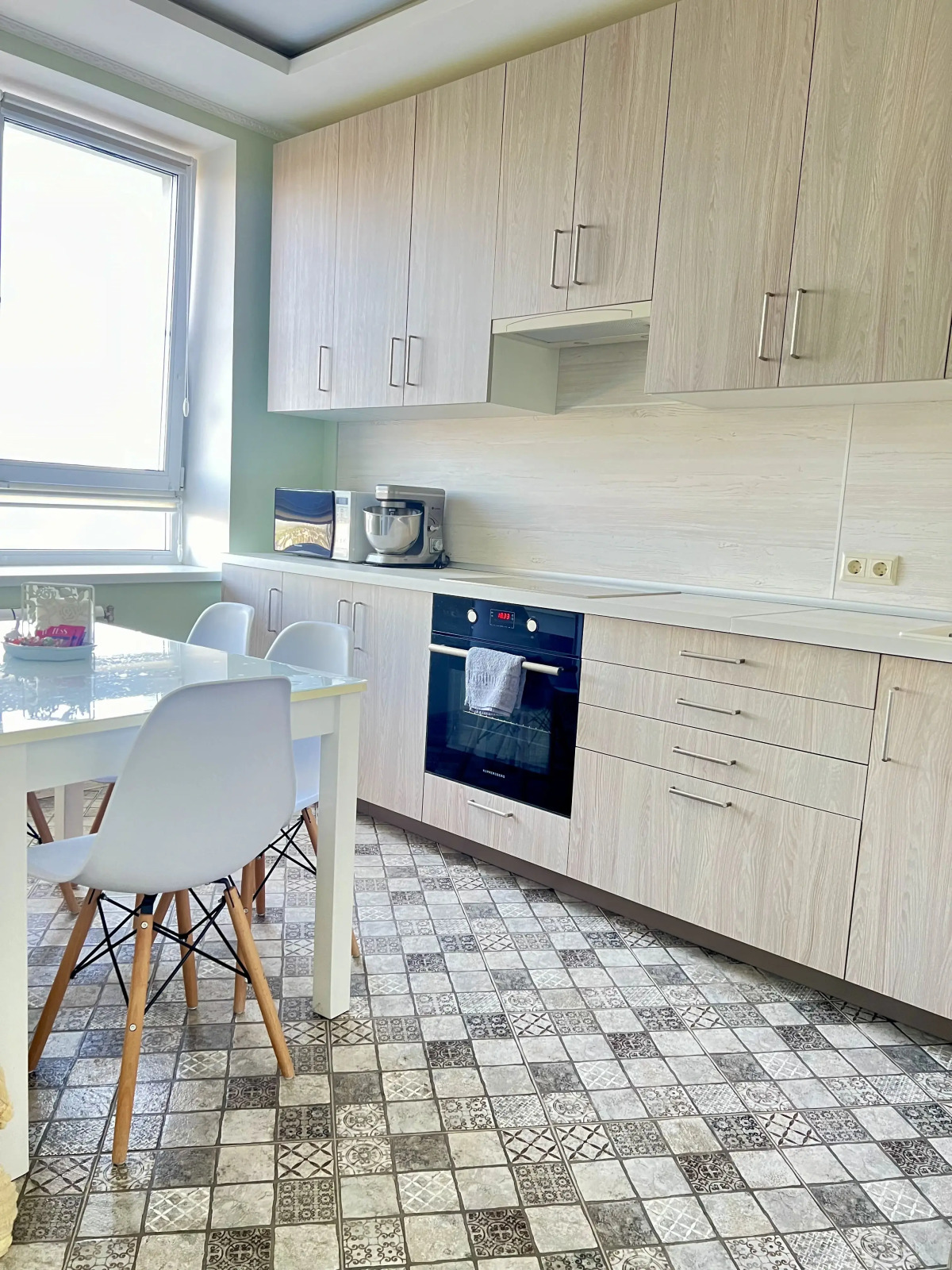 Квартира двухкомнатная в центре города в элитном доме