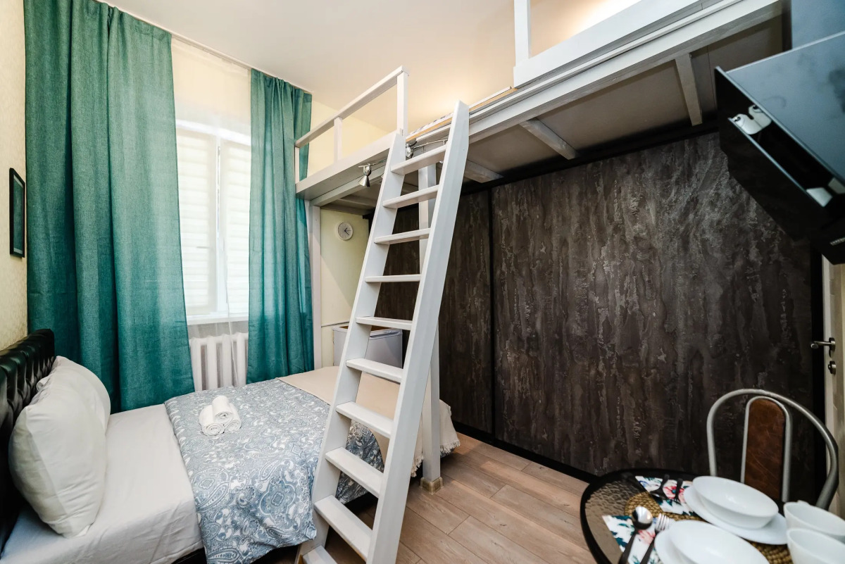 Апартаменты Сергея Макеева 6 (01)