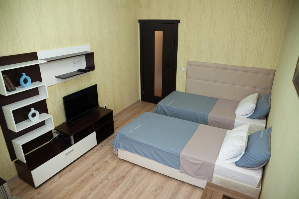 Апартаменты однокомнатные (137) Серебровская 91