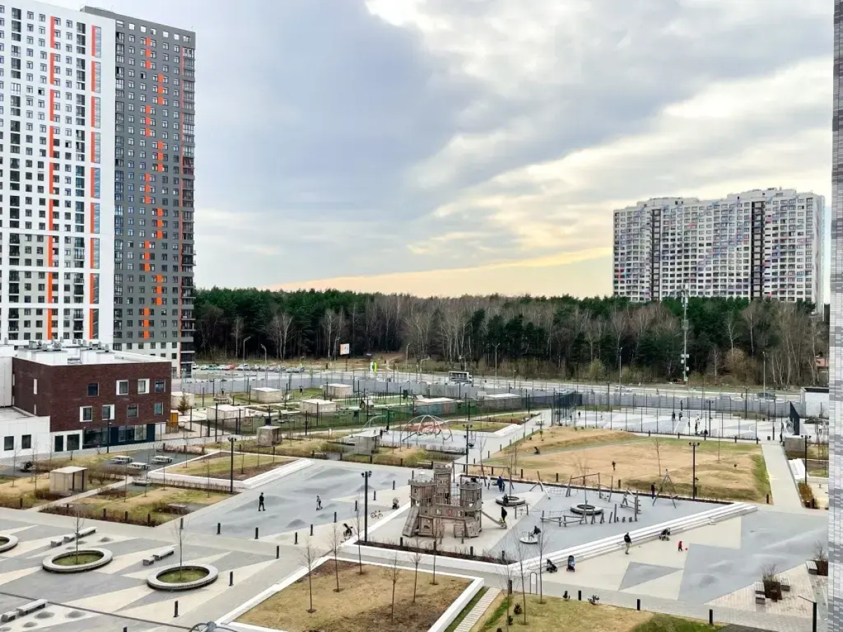 Апартаменты Sunny Days Apartment Оранж Парк 13