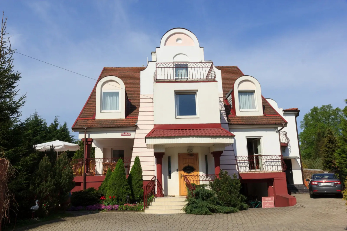 Меблированные комнаты Вилла Северин