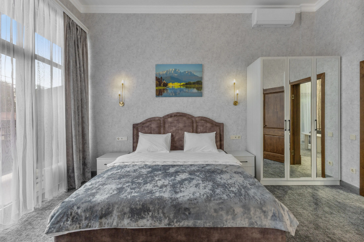 Отель на Горького