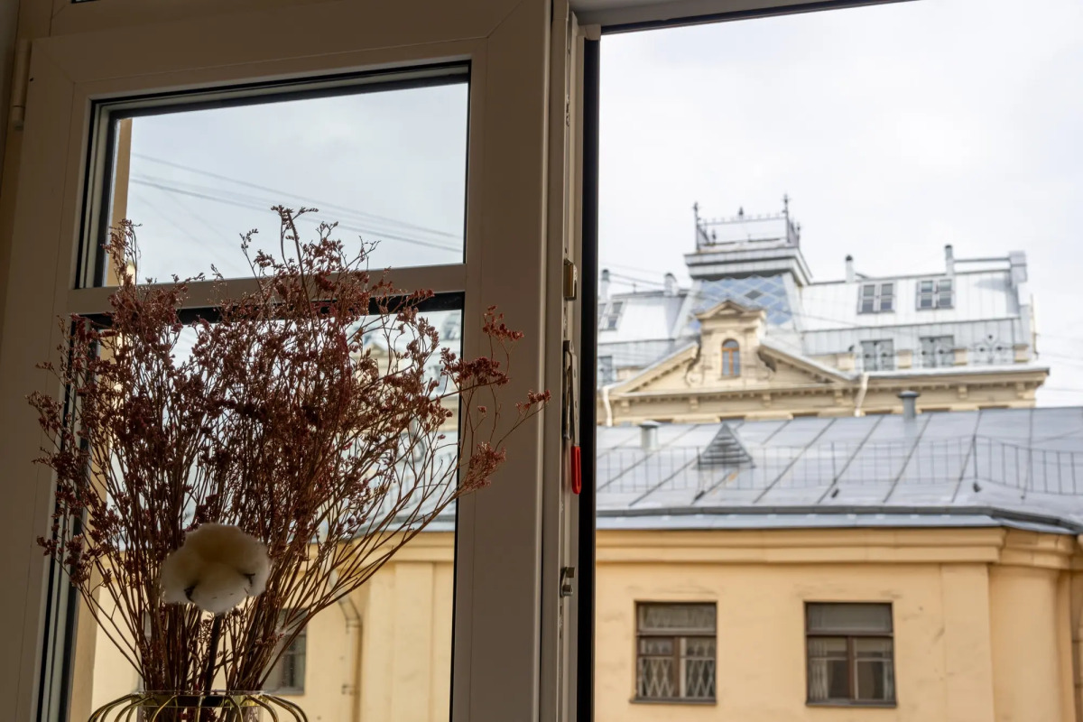 Апартаменты в Доме-Памятнике Дом имени Гоголя в Самом Центре Санкт-Петербурга