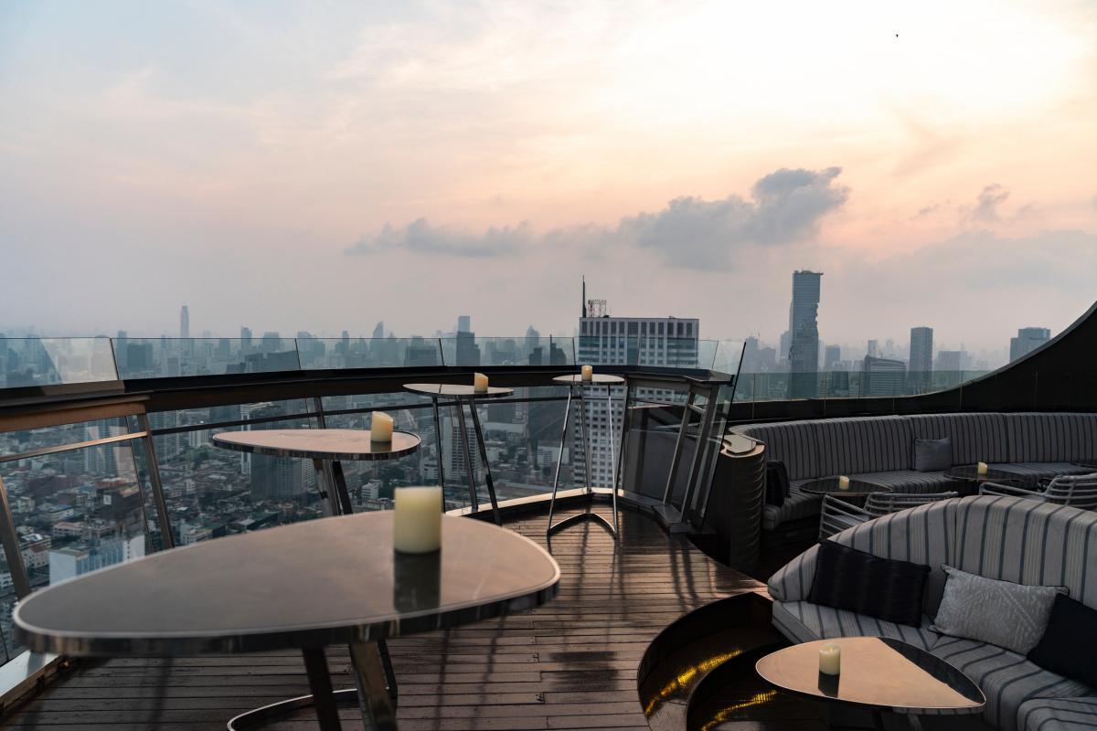 Отель Tower Club at lebua