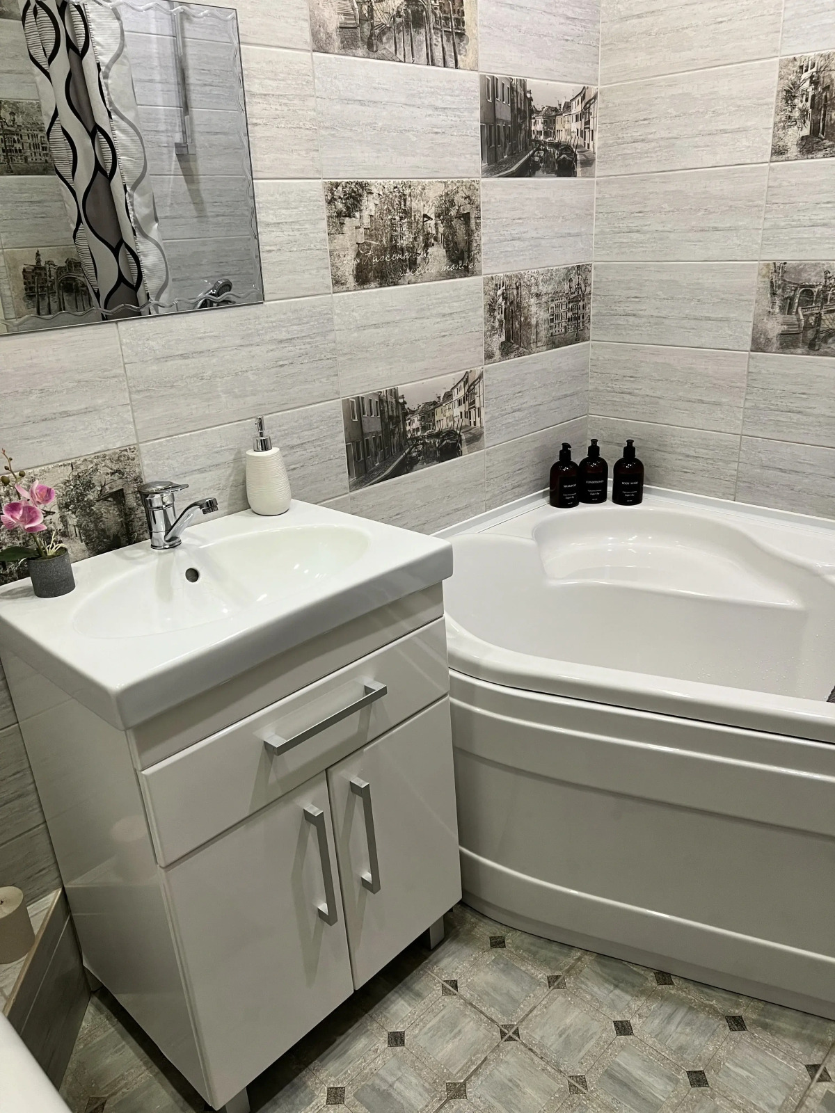 Квартира на Авиаторов 10