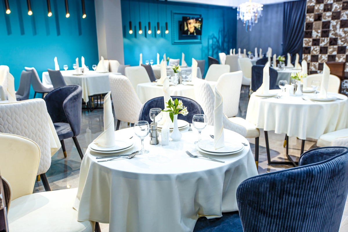 Отель Krokus Plaza