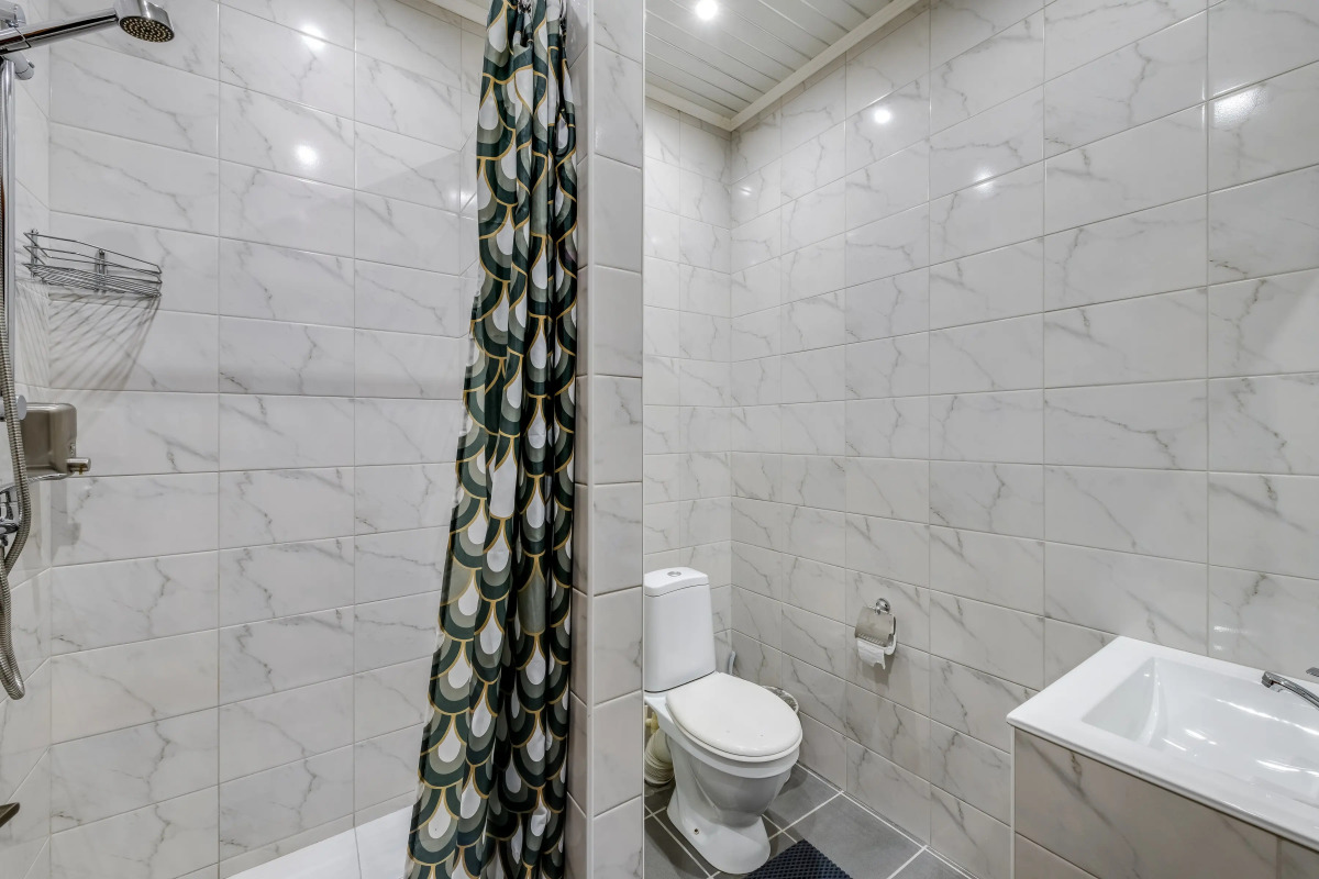 на Ермолаева