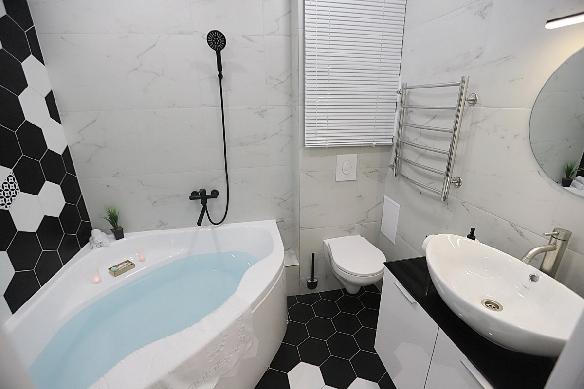 Апартаменты в самом центре с большой ванной