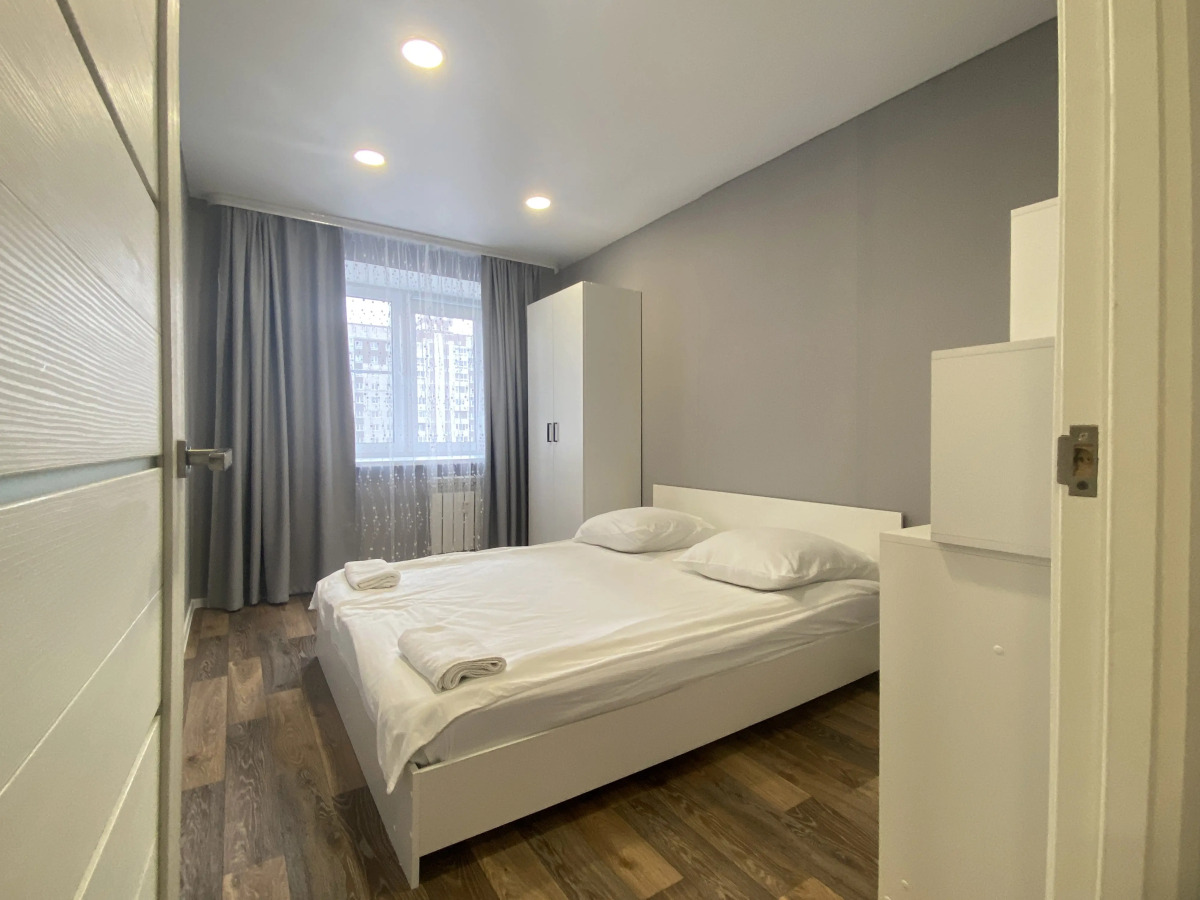 Апартаменты Две Подушки на Возрождения 86 A - 445