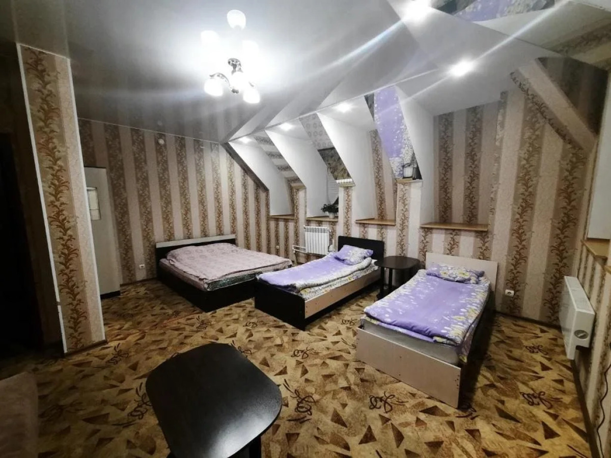 Хостел House New