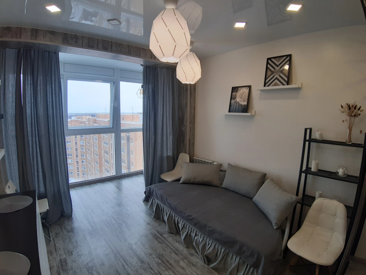 Апартаменты в Микрорайоне Дружба 4/2 (12 этаж)