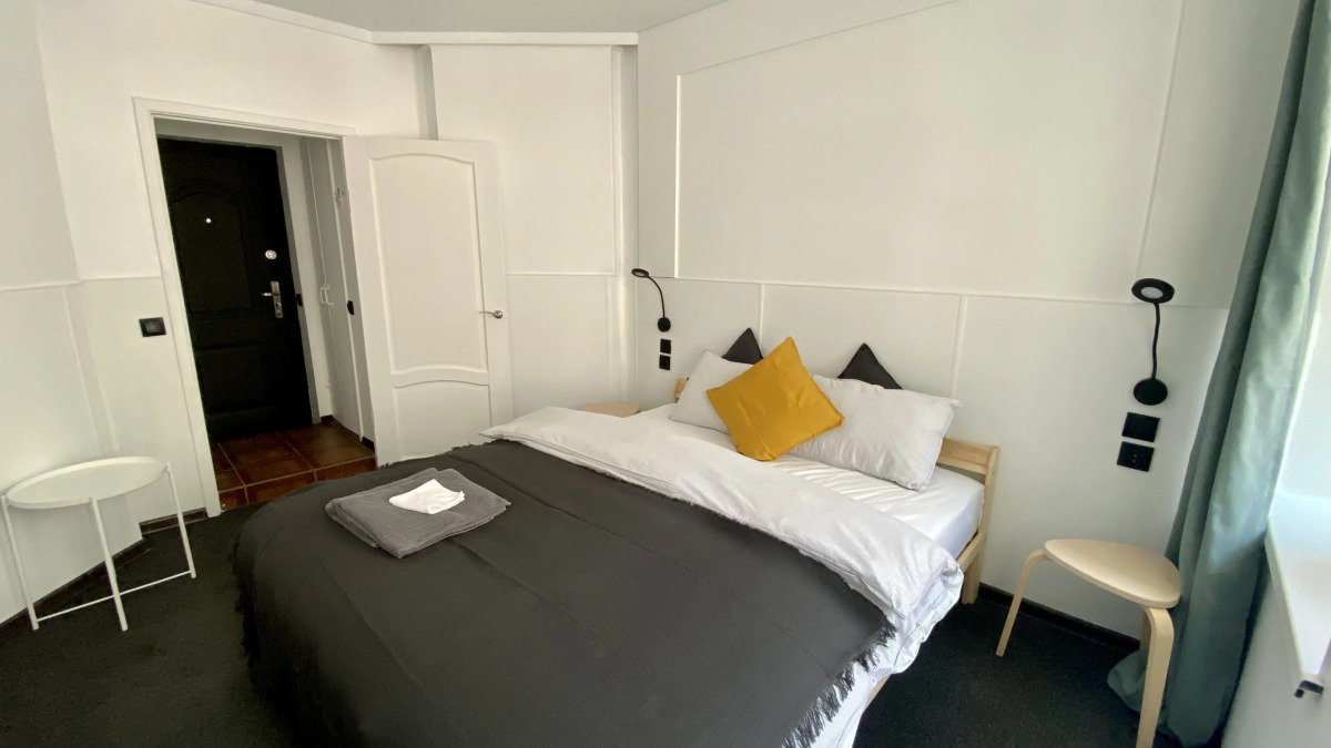 Апартаменты Серебрянический 11