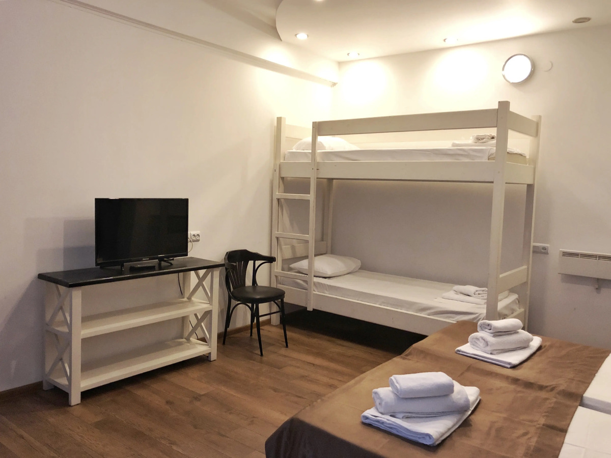 Отель Mgzavrebi