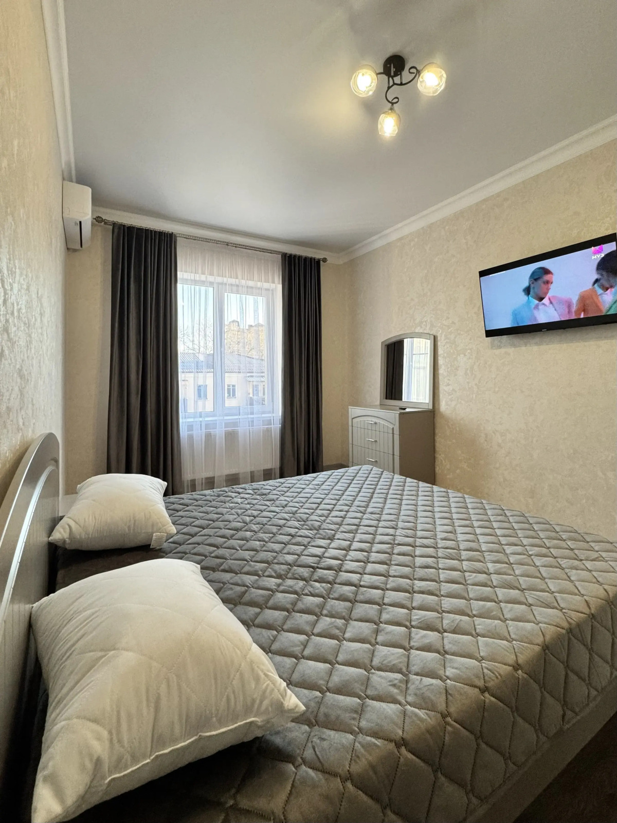 Квартира Двухкомнатная в центре у парка