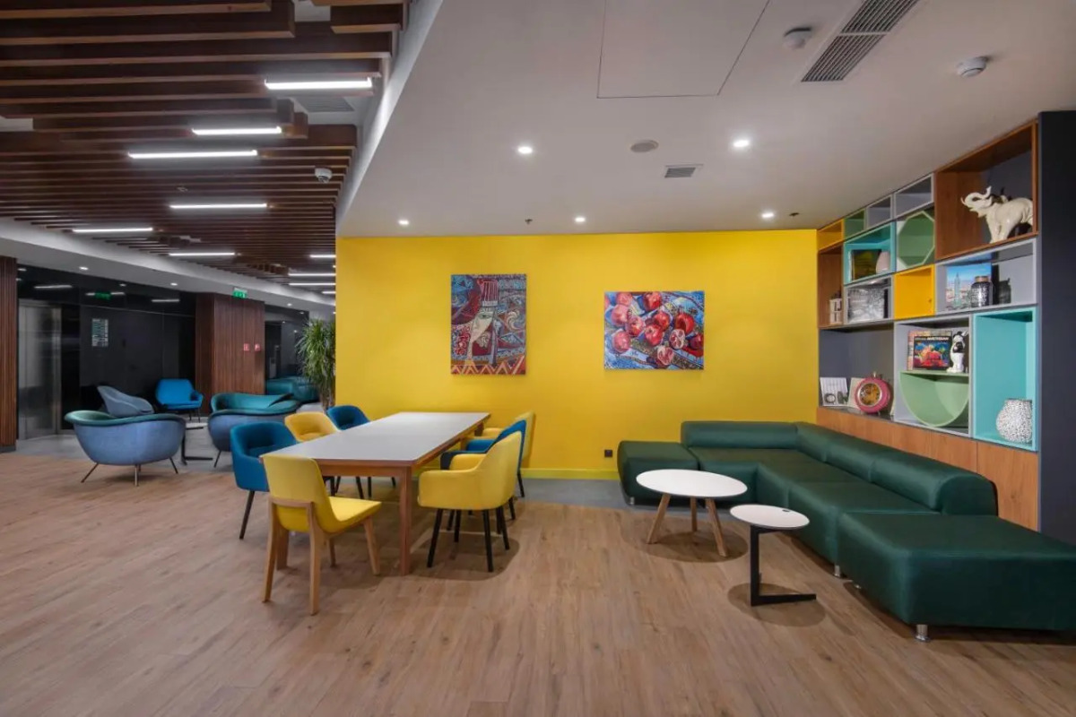 Отель Holiday Inn Yerevan Republic Square, an IHG Hotel