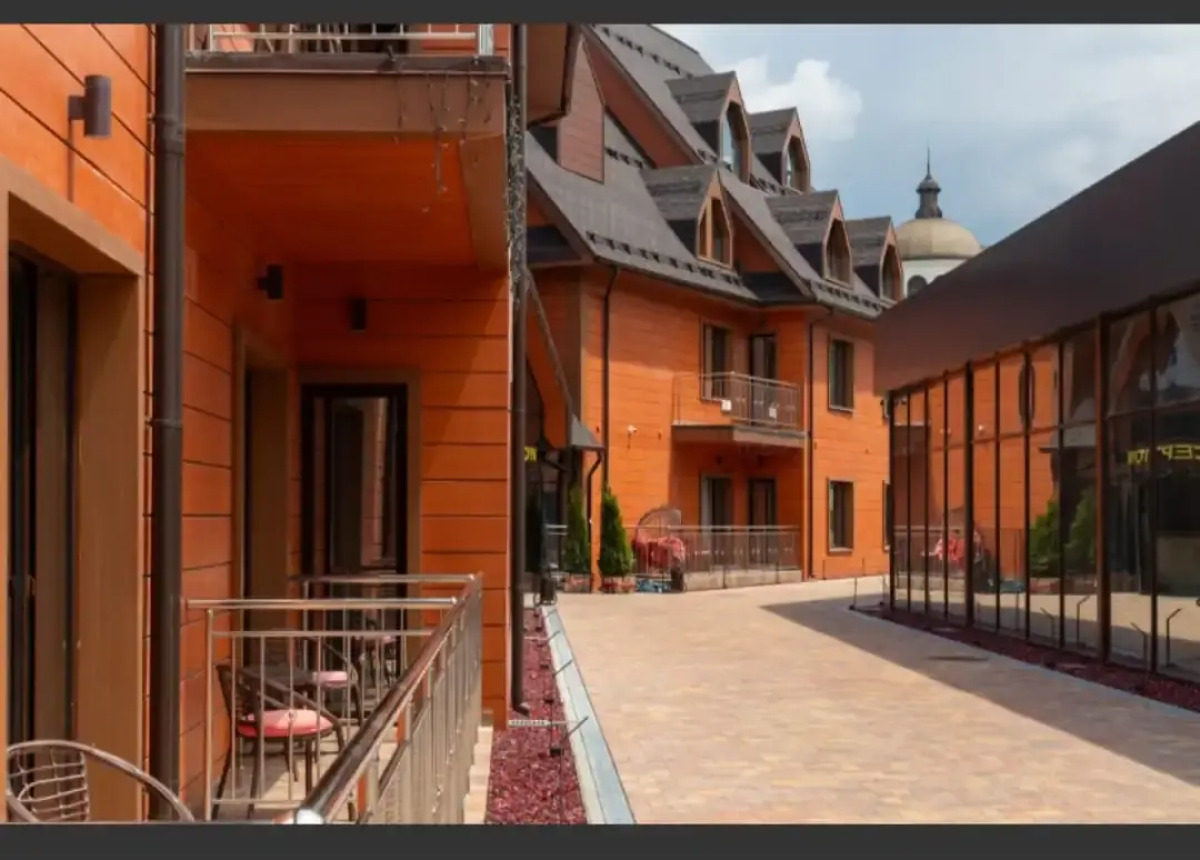 Отель Апартаменты Red Wood