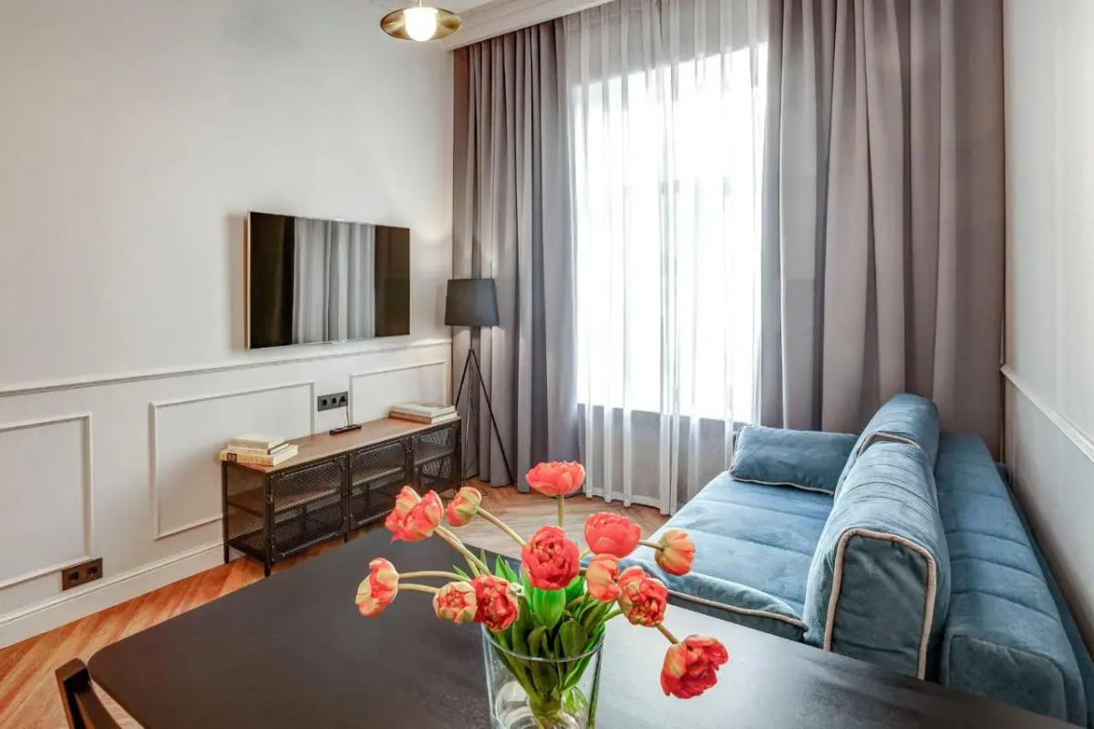 Апартаменты на Большой Конюшенной