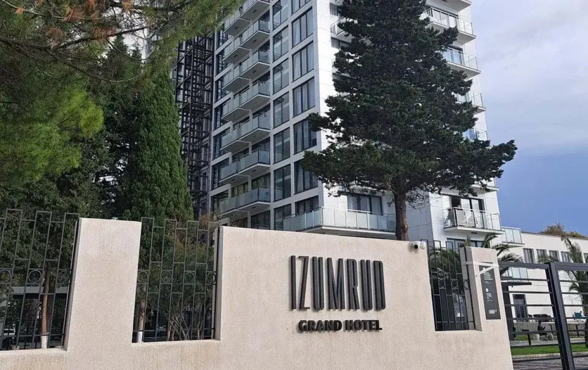 Отель Изумруд