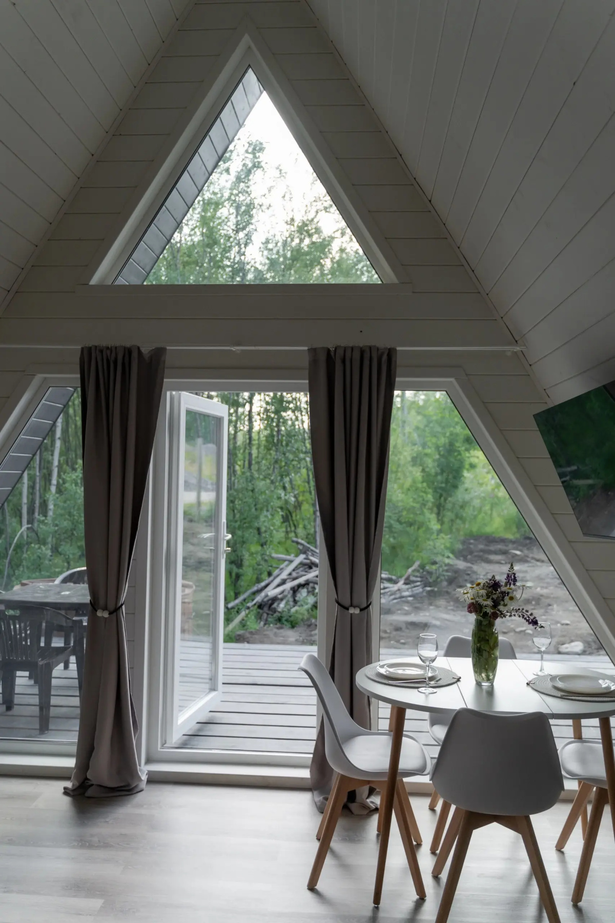 Частный дом A-Frame в лесу в 6 км от Мурманска