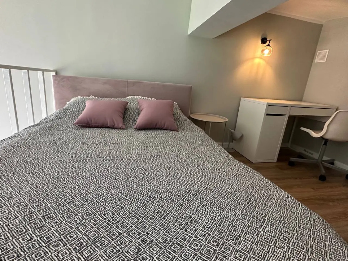 Двухуровневые апартаменты Pink Powder у метро Бауманская